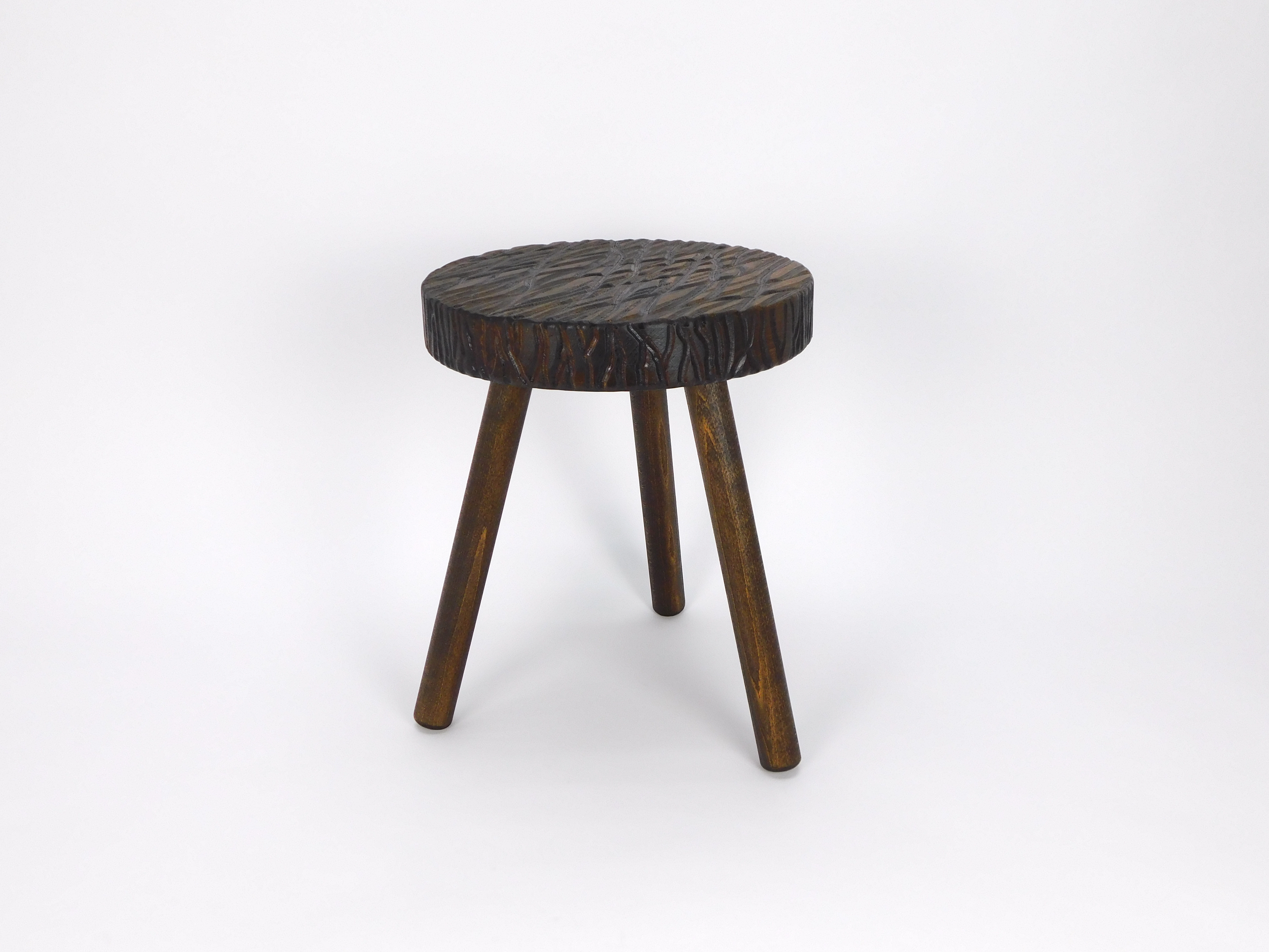 Stool Type1 Wave Walnut